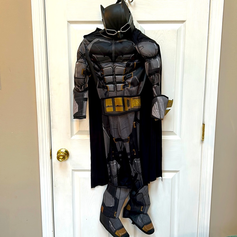 Batman costume with mask Size Small